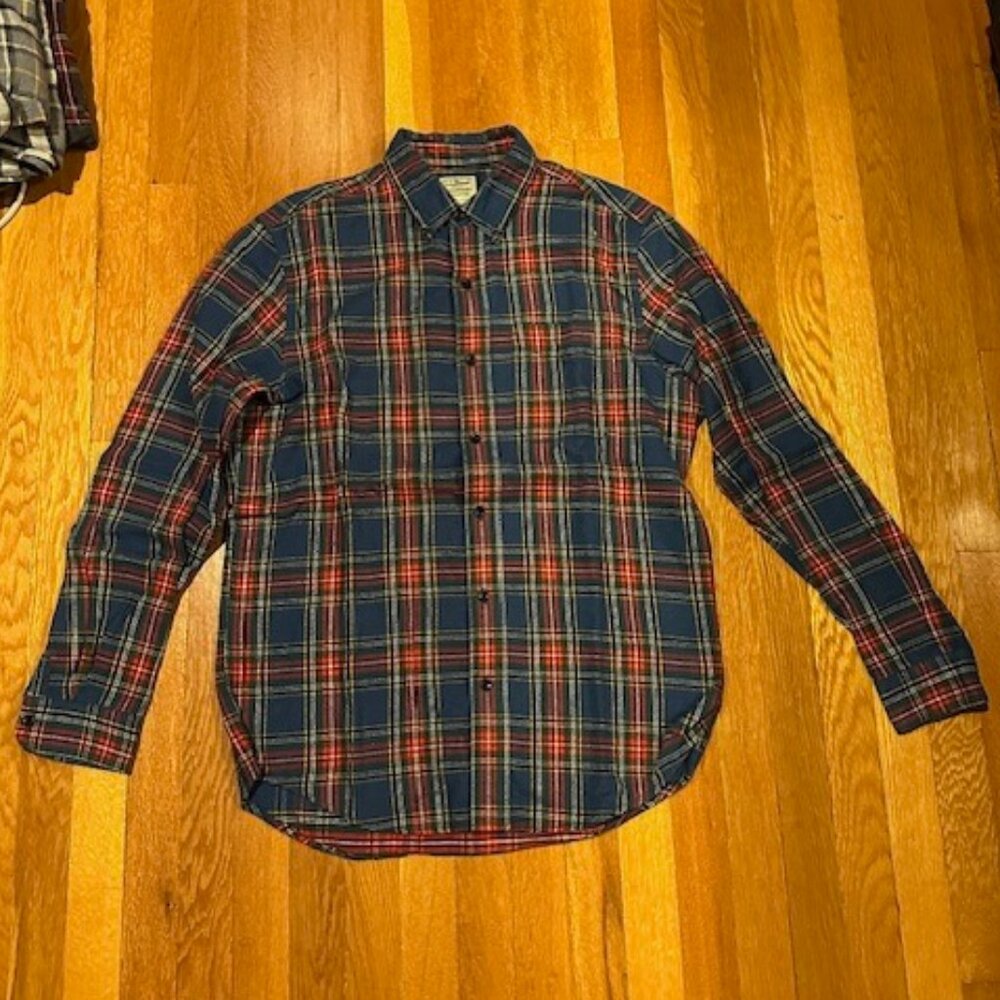 NWOT L.L.Bean Scotch Plaid Flannel Slightly Fitted Mens, Cotton Size M-Reg